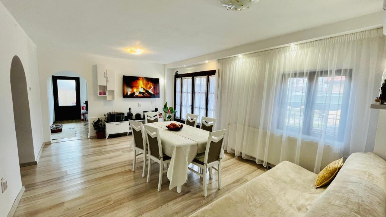 Апартаменты Leto House Тыргу-Жиу Экстерьер фото