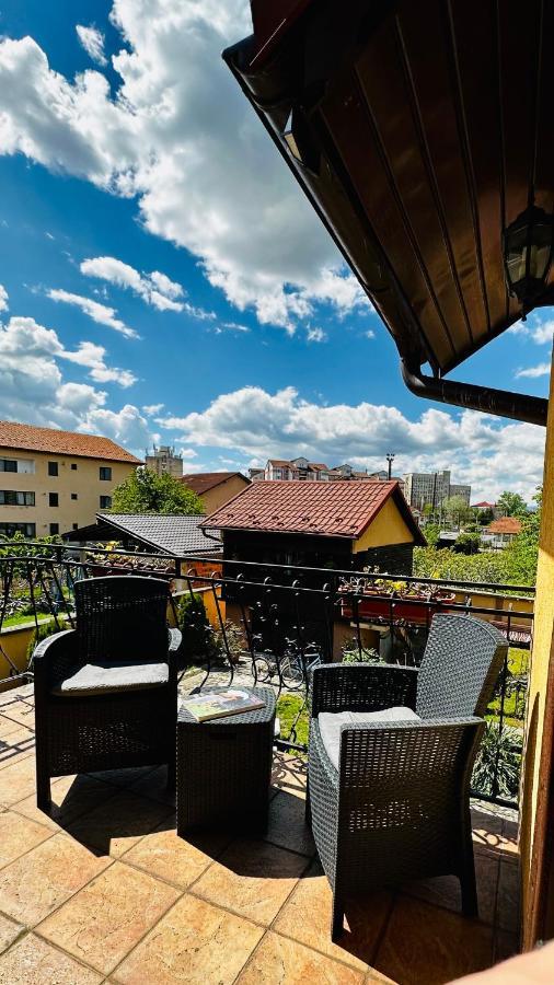 Апартаменты Leto House Тыргу-Жиу Экстерьер фото